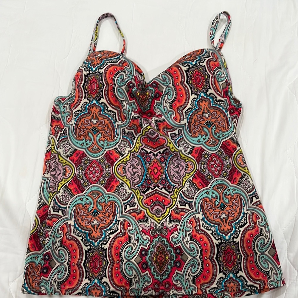 Long swim shirt colorful patter
